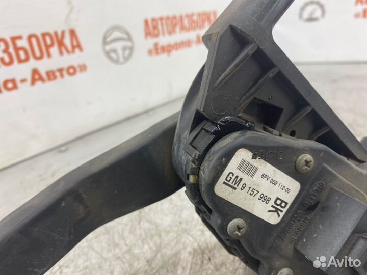 Педаль газа Opel Astra H купе 1.6 Л 2007