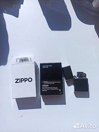 Зажигалка Zippo бензиновая