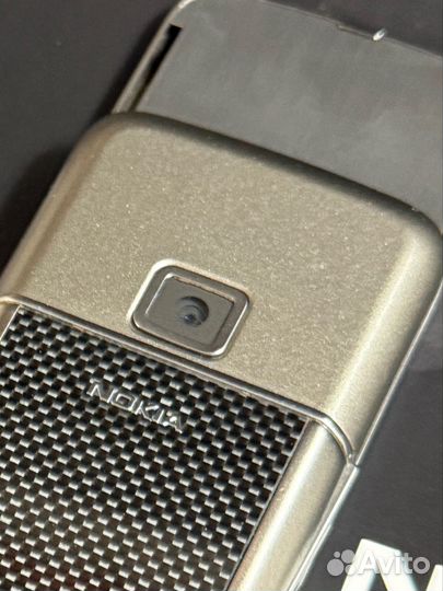 Nokia 8800 Carbon Arte, 4/4 ГБ