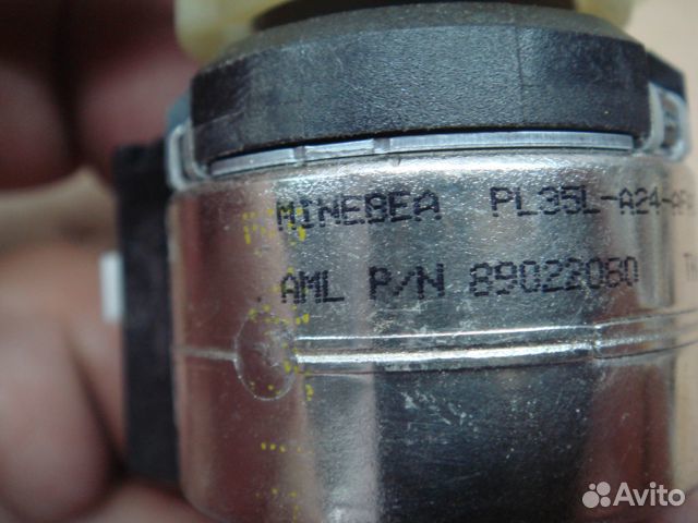 Вольво Моторчик корректора фары 2008-нв