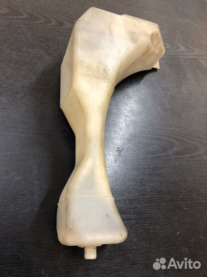 Расширительный бачек Subaru Forester 2 SG