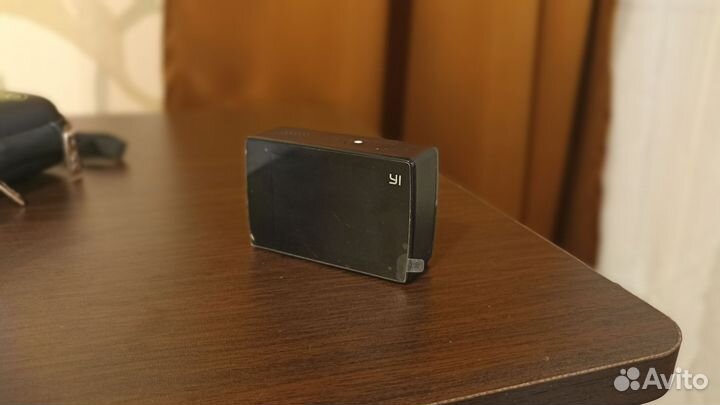 Экшн видеокамера xiaomi Yi Lite 4k