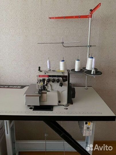 Швейная машинка
