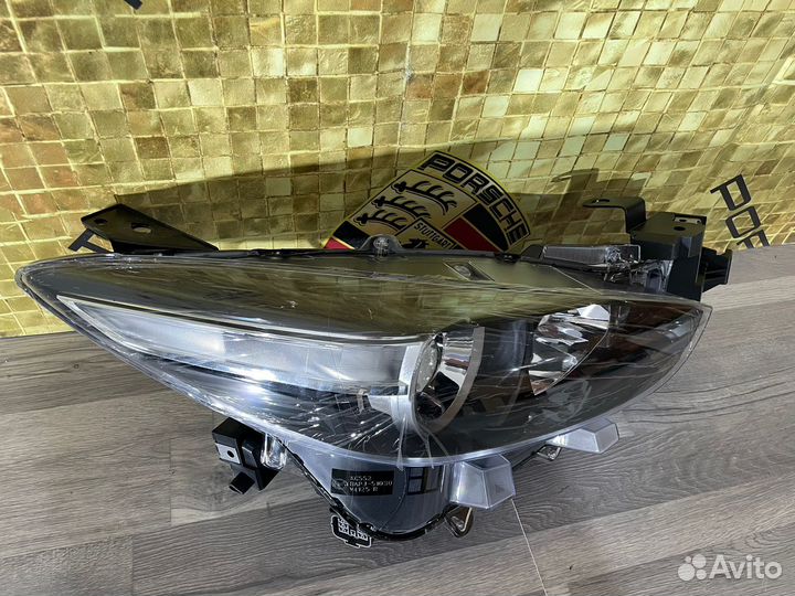 Фара правая на Mazda 3 BM BN Оригинал Новая 16+