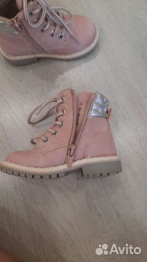 Ботинки демисезонные для девочки 23 размер