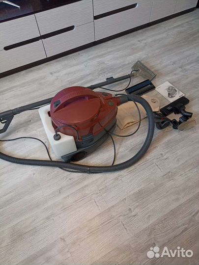 Моющий пылесос philips Triathlon 2000