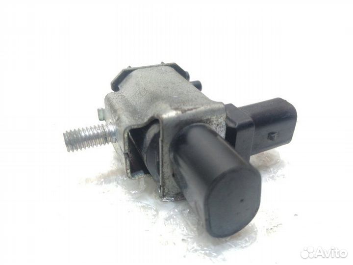 Электромагнитный клапан Ford Focus 2 хетчбек 1.8