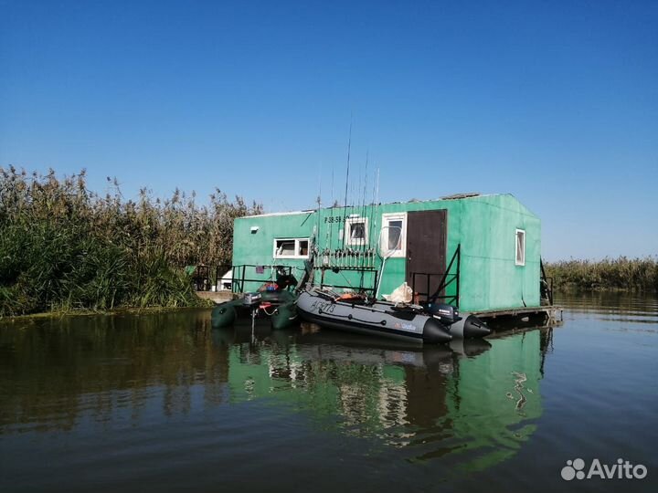 Хаусбот - брандвахта