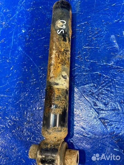 Амортизатор задний Volvo S60 RH 1 поколение B5244S