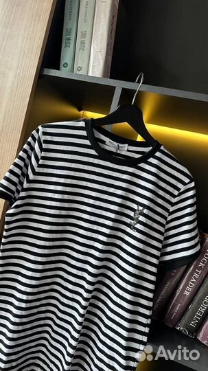 New Футболка от Yves Saint Laurent (YSL)