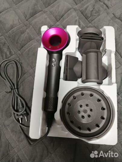 Dyson фен реплика