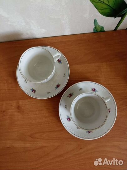 Чашки с блюдцами Дулево