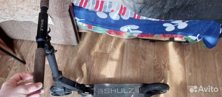 Самокат взрослый shulz 200 pro