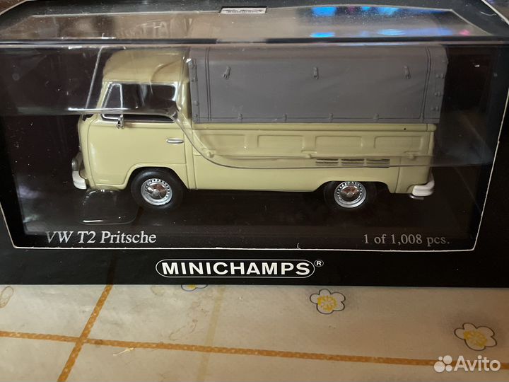 VW. T2. Pritsche. Minichamps 1/43. 1972 г