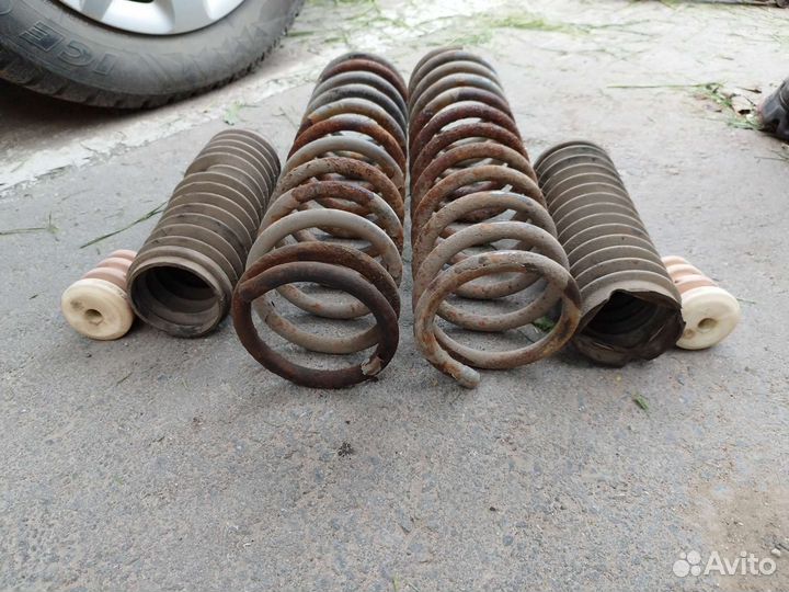 Пружины задние priora