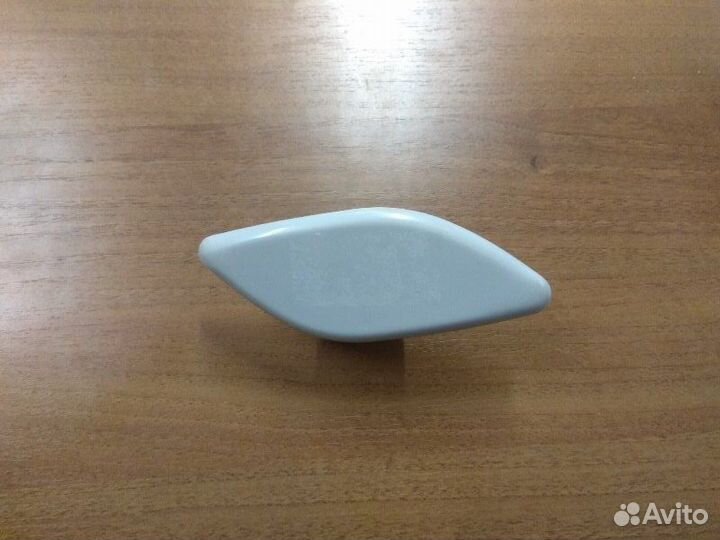 Крышка омывателя фары правая Mazda 3 BL 2009