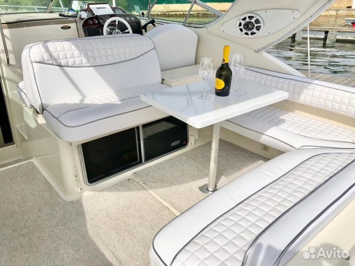 Аренда белоснежной круизной яхты 9,5 метров