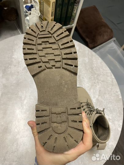 Ботинки женские