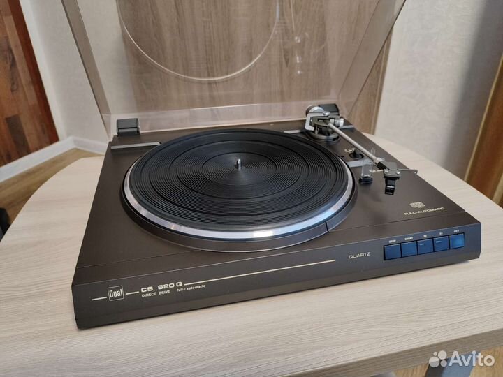 Проигрыватель винила Dual 620