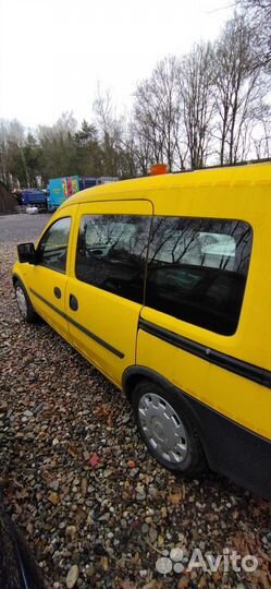 Бачок омывателя opel combo C 2009
