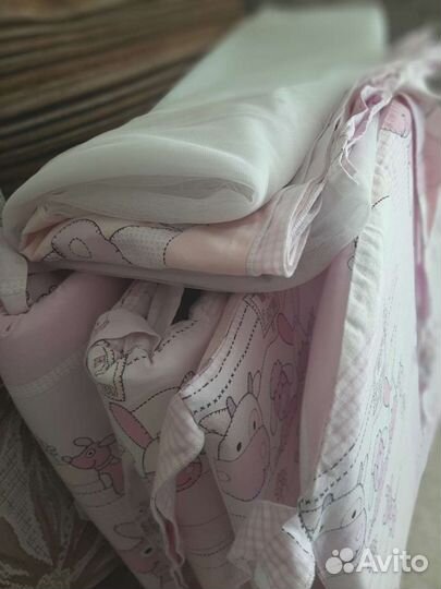 Бортики в детскую кроватку, балдахин, крепление