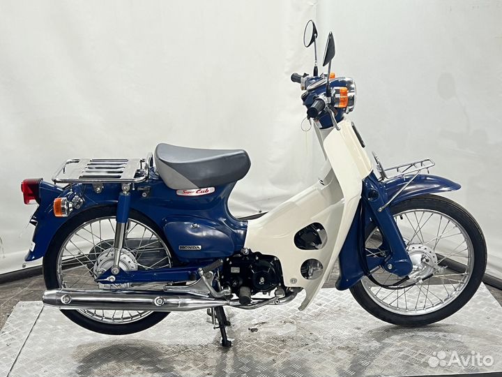 Мопед Honda Super Cub 50