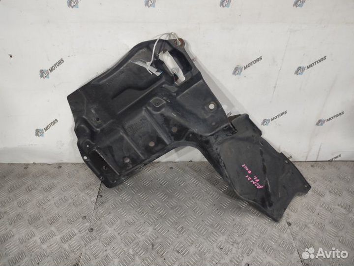 Защита двигателя передняя левая Toyota Ipsum ACM21