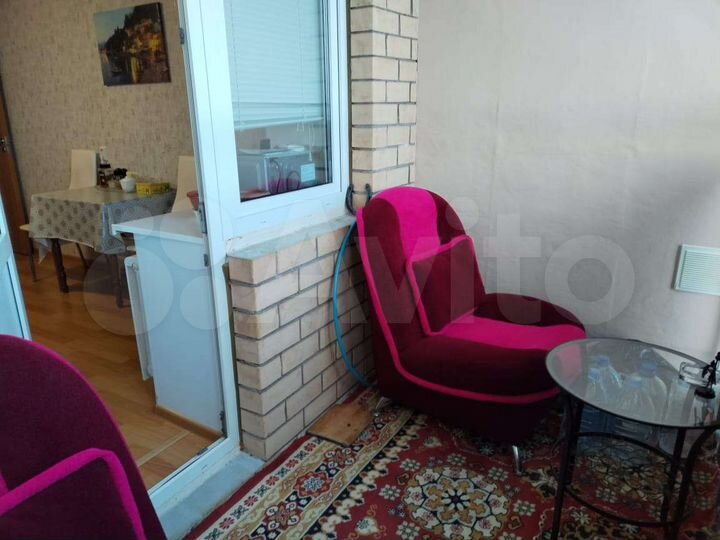 2-к. квартира, 63 м², 9/10 эт.