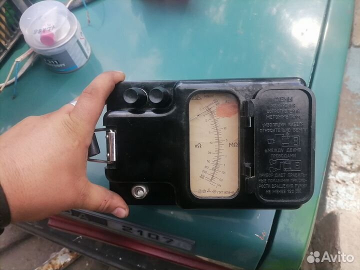 Мегаомметр М1101М