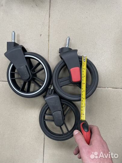 Колеса на детские коляски новые