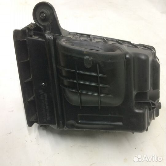 Корпус воздушного фильтра рено Меган 3 2011г