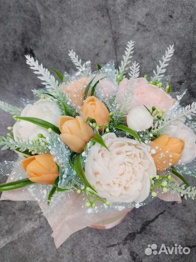 Букеты пионы с тюльпанами из мыла сувенирного