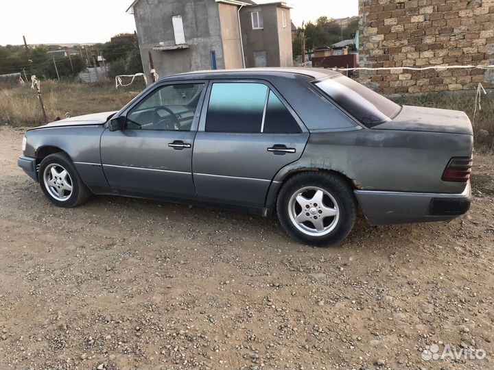 Mercedes 124 по детально