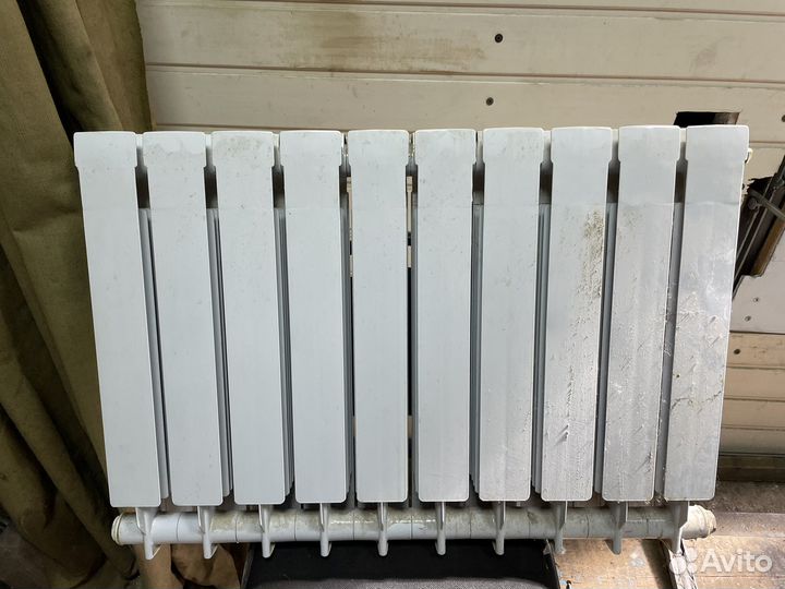 Биметаллический радиатор 10 секций