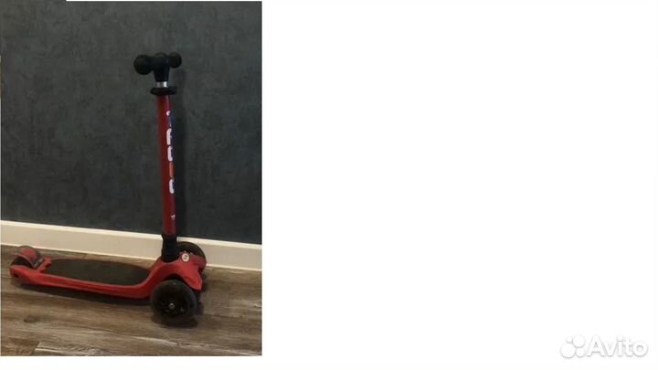 Самокат детский (4-8 лет) трехколесный светящиеся