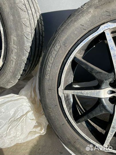 Tigar UHP Ultra High Performance 215/55 R17 98W