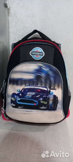 Школьный рюкзак
