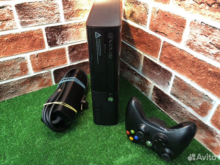 Z.8784 Xbox 360 1 джойстик 250Gb