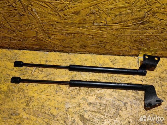 Амортизатор капота Opel Antara L07 A22DM 2013