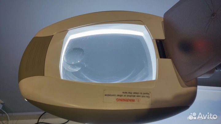 Коcмeтолoгичeская лампа-лупа silver FOX 1005