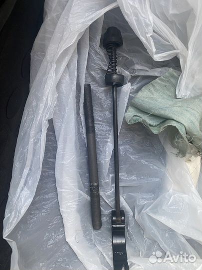 Ось заднего колеса быстросьемная велосипед