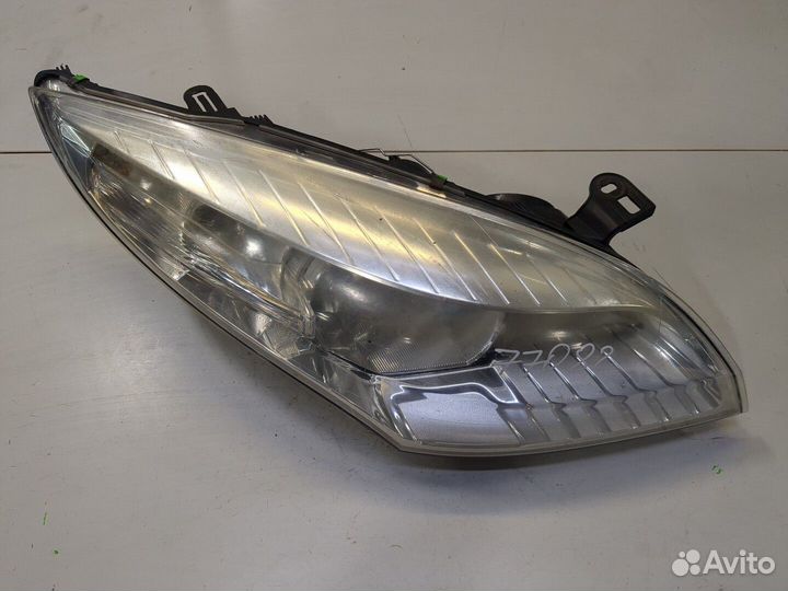 Фара (передняя) Renault Megane 3, 2009