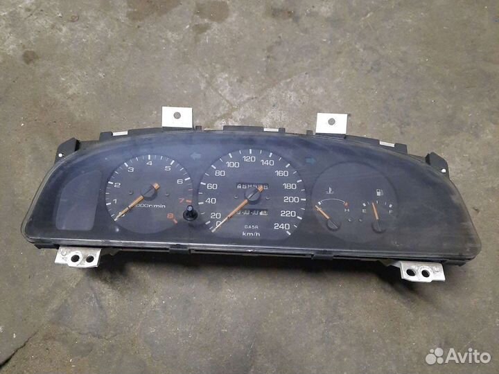 Щиток приборов mazda 626 GE