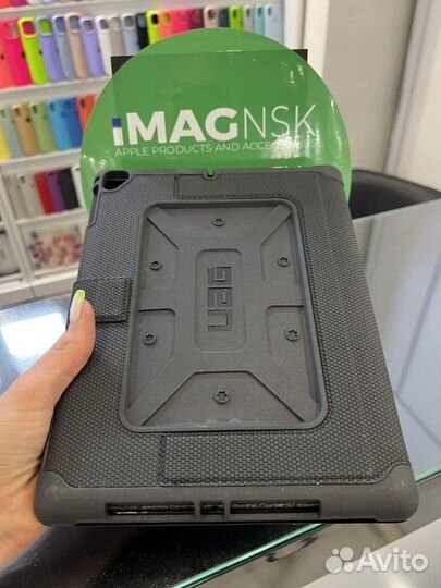 Чехол UAG для Apple iPad 9.7 black