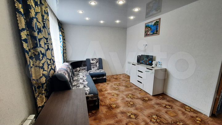 Дом 187 м² на участке 1,7 сот.