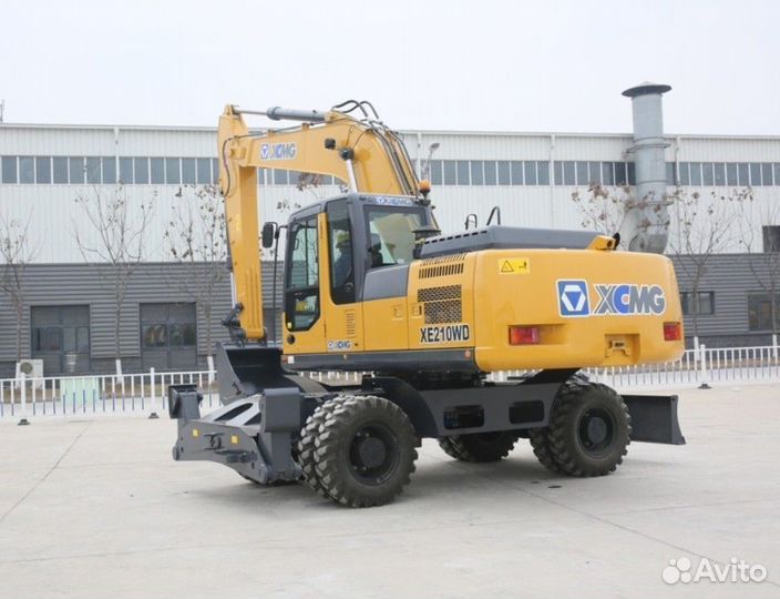 Колёсный экскаватор XCMG XE210WD, 2023