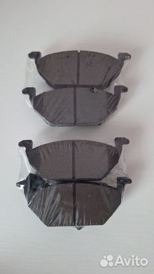 Колодки тормозные передние к-кт Skoda Octavia (A5