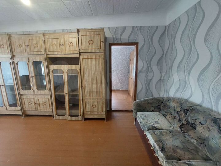 2-к. квартира, 43 м², 4/4 эт.