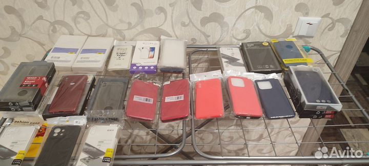 Чехлы, книжки на андройды и айфоны aksfom