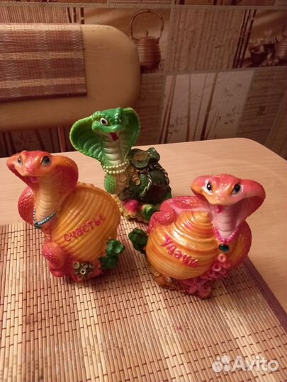 Сувенир змея символ 2025 года